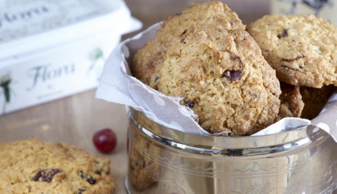 Cookies με Βρώμη, Cranberries, και Κομματάκια Λευκής Σοκολάτας