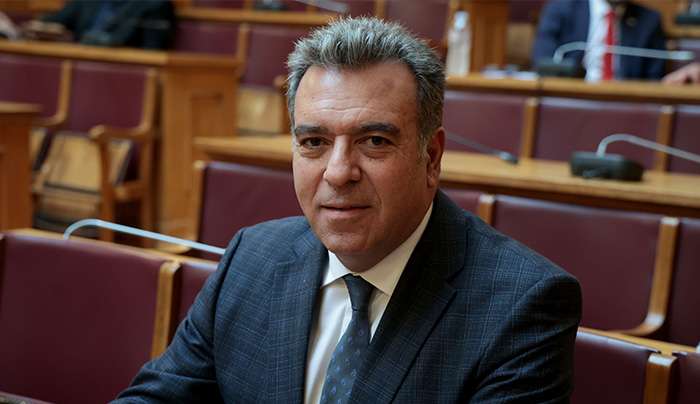 «Θετική η Υπουργός Παιδείας στην πρόταση του Μάνου Κόνσολα για τη διάθεση στα Δωδεκάνησα νέων λεωφορείων για τους μαθητές και τις μαθήτριες των Ειδικών Σχολείων»