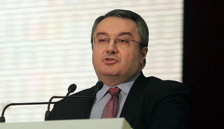 Μόσιαλος: Δεν αποκλείεται 4ο κύμα κορονοϊού στην Ελλάδα – Κανονικότητα όταν θα εμβολιαστεί το 60% του πληθυσμού