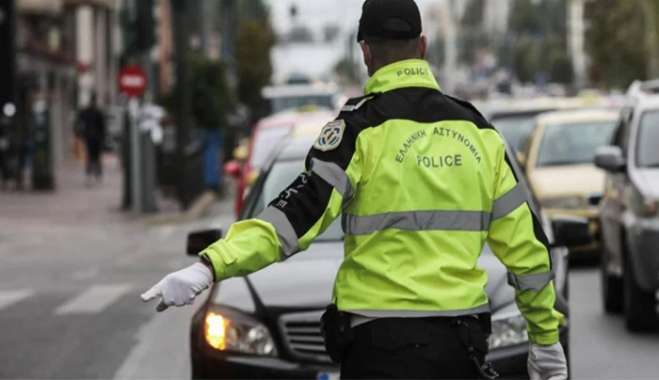 Πρόστιμο 350 ευρώ και αφαίρεση διπλώματος για χιλιάδες οδηγούς -Ποιοι μπαίνουν στο στόχαστρο