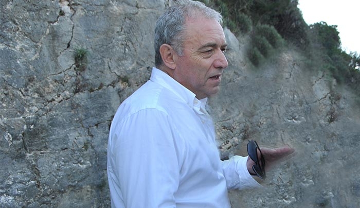 ΕΥΘΥΜΙΟΣ ΛΕΚΚΑΣ: H διάδοση ψευδών ειδήσεων και οι ανυπόστατες φήμες είναι πιο επικίνδυνες από το ίδιο το φαινόμενο (βίντεο)