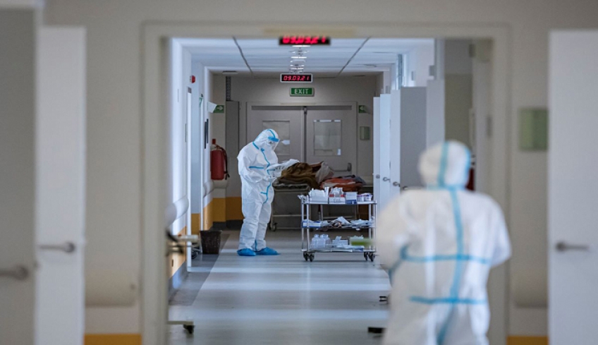 Αερογέφυρα για γυναίκα με κορωνοϊό από τη Ρόδο στα Χανιά