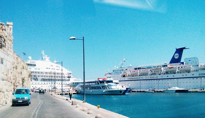 Δύο κρουαζιερόπλοια στο λιμάνι της Κω (φωτό-βίντεο)