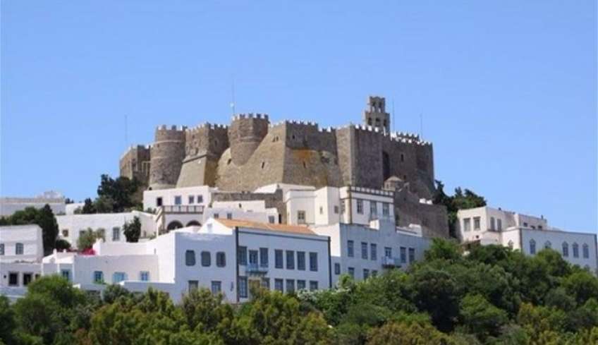 Διαμαρτύρονται οι Πάτμιοι για την εξομοίωση της Εξαρχίας με τις άλλες εκκλησίες