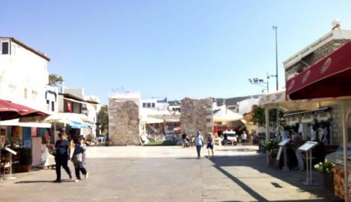 N. Μυλωνάς: Προσκύνημα και μικρή προσευχή στον Άγιο Νικόλαο στο Πετρούμι- Bodrum