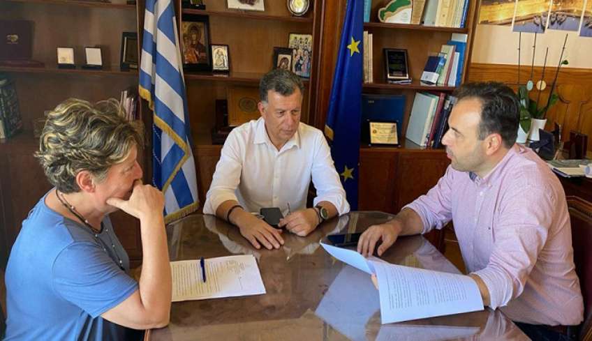 Για την ανάγκη στελέχωσης του Δήμου συζήτησαν στη Κω, ο πρόεδρος της ΚΕΔΕ και ο Δήμαρχος