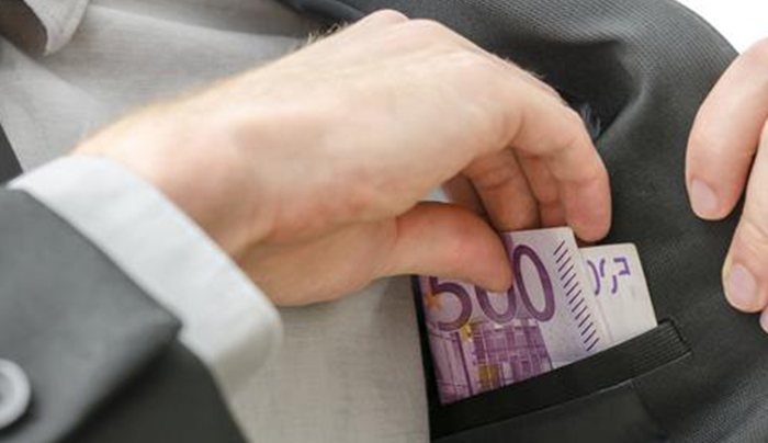 Ακόμη 354 συντάξεις εντοπίστηκαν να εισπράττονται μετά θάνατον