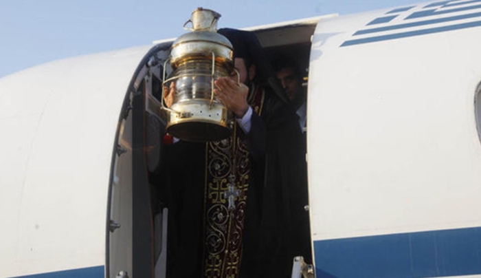 Aegean και Olympic Air θα μεταφέρουν το Άγιο Φως στις 20:25 στην Κω