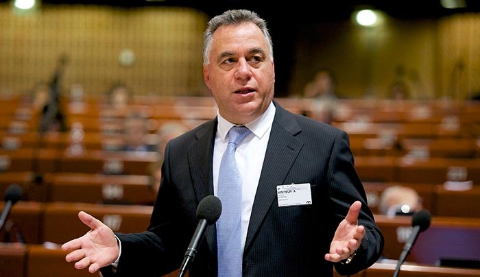 ΞΕΚΑΘΑΡΟΣ ο Γ. Κυρίτσης για το μεταναστευτικό: ΑΡΝΕΙΤΑΙ να αποδεχθεί καταστροφικές επιλογές για το μέλλον του νησιού -ΒΙΝΤΕΟ