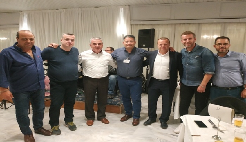 Ο Πρόεδρος και μέλη του ΔΣ των Ταξί Κω στο κλαδικό της Πανελλήνιας Ομοσπονδίας Ταξί με Μ. Κόνσολα