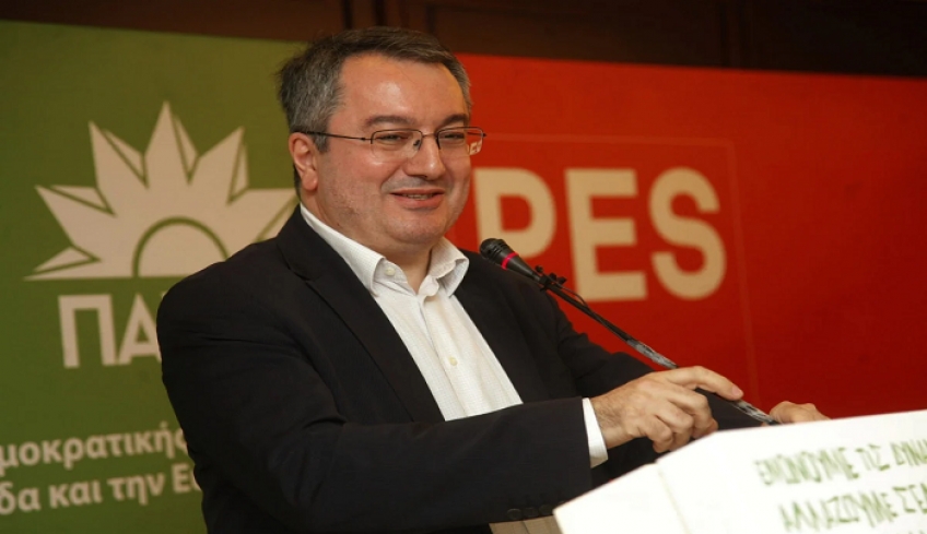 Βόμβα Μόσιαλου: Μπορεί να έχουμε επαναλαμβανόμενο Lockdown