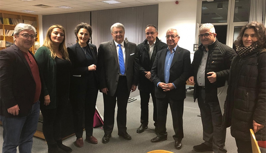 Ο Γιάννης Χρυσουλάκης Θεοφάνεια με τους Αποδήμους Ελληνες στη Γερμανία