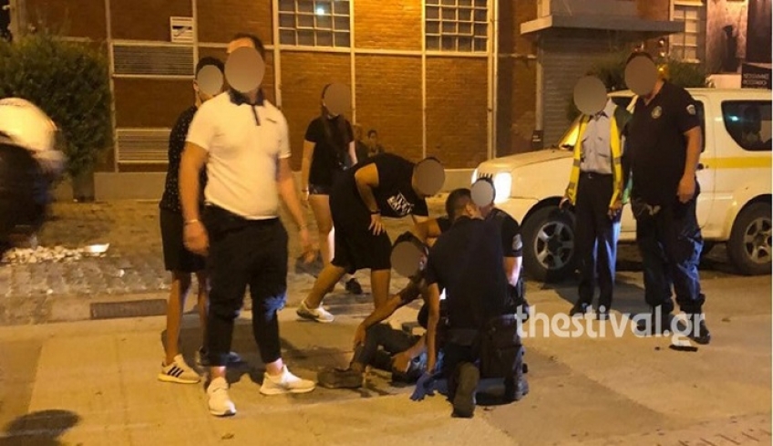 Άγριο ξύλο μεταξύ νεαρών στο λιμάνι της Θεσσαλονίκης με σιδερολοστούς και πέτρες