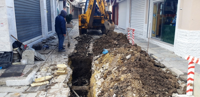 “Αλλάζουμε τα παλιά Ιταλικά δίκτυα. Η παλιά πόλη της Κω αποκτά νέο και σύγχρονο δίκτυο αποχέτευσης.’’