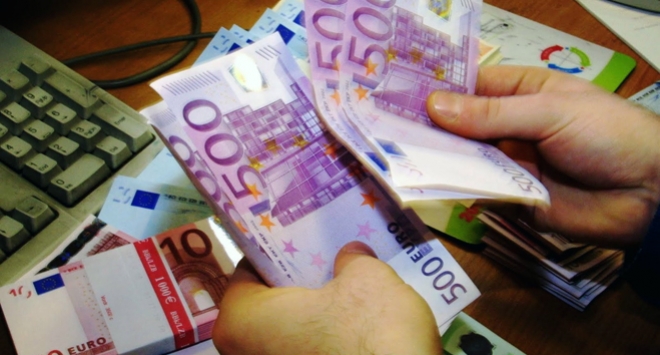 Αποκλειστικά μέσω τραπεζικών λογαριασμών πλέον οι πληρωμές Δημοσίου