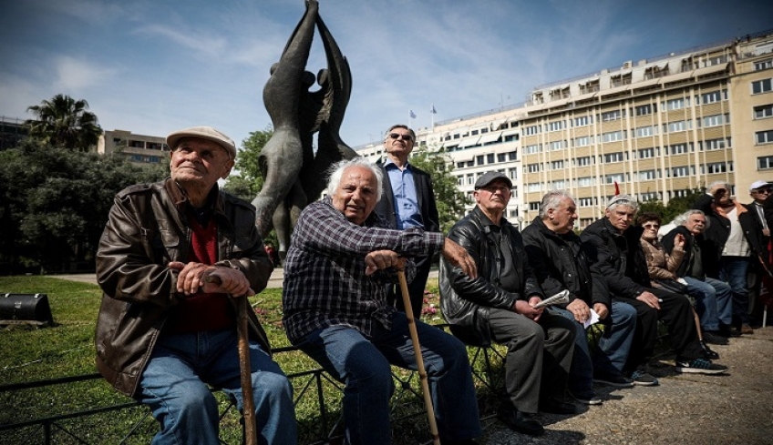 Αναδρομικά: Έρχεται η πρώτη δόση - Ποιοί και πόσα θα πάρουν