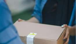 Μετρητά τέλος στις παραδόσεις courier - Από πότε αλλάζει ο τρόπος πληρωμής