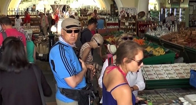 Κέντρο Πληροφόρησης και Υποστήριξης σε Ρόδο και Κάλυμνο (video-ρεπορτάζ)