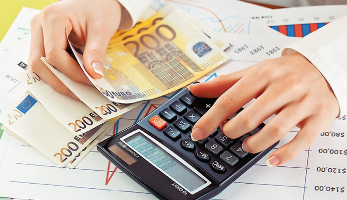 Στη ρύθμιση των 100 δόσεων ληξιπρόθεσμα χρέη ύψους 500 εκατ. ευρώ προς το Δημόσιο