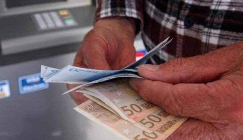 Συντάξεις: Αυτά είναι τα ποσά που θα μπουν στους λογαριασμούς (ΑΝΑΛΥΤΙΚΟΙ ΠΙΝΑΚΕΣ)