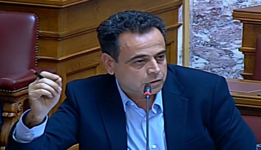 “Η Κυβέρνηση, αντί να αναλαμβάνει τις ευθύνες της απέναντι στα νησιά, τα καταδικάζει σε υποβάθμιση”