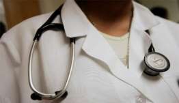 Ρόδος: Συνεχίζουν τις κινητοποιήσεις τους οι εργαστηριακοί γιατροί