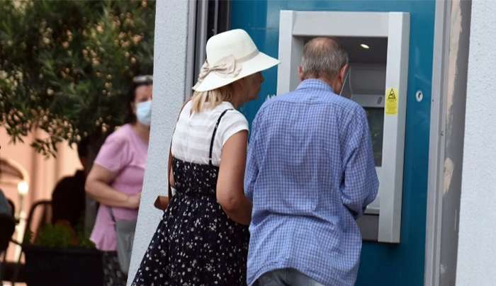 Αναδρομικά ΕΦΚΑ : Ποιοι οι δικαιούχοι συνταξιούχοι που θα τους καταβληθούν την Δευτέρα (25/08)