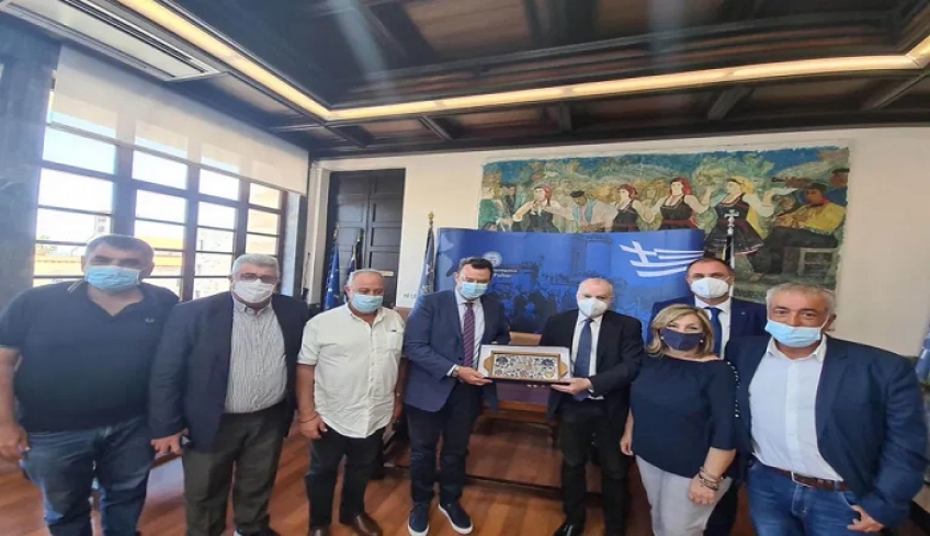 Αντώνης Καμπουράκης: Προμήθεια δύο ασθενοφόρων για την Νότια Ρόδο και τον Ατάβυρο