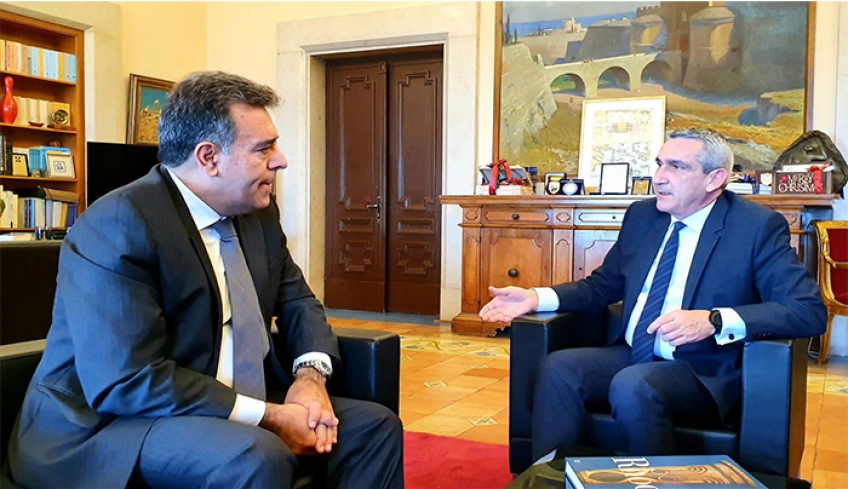 Συνεργασία του Περιφερειάρχη Ν. Αιγαίου Γιώργου Χατζημάρκου με τον Υφυπουργό Τουρισμού Μάνο Κονσόλα στο γραφείο του Περιφερειάρχη στη Ρόδο