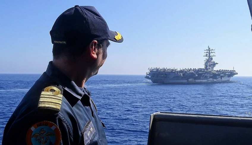 Απίστευτο θράσος: Τούρκοι ψαράδες πολιορκούν» τη Σαμοθράκη (pic&amp;vid)