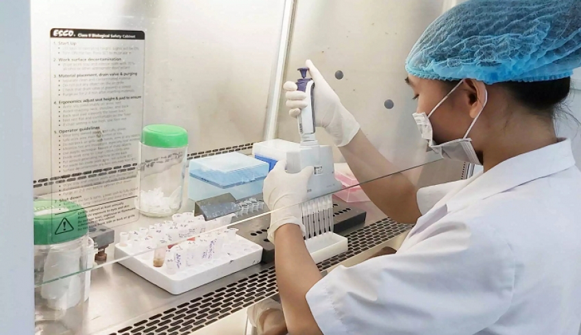 Εγκρίνει την ρεμδεσιβίρη άμεσα η FDA ως φάρμακο για τον νέο κορονοϊό