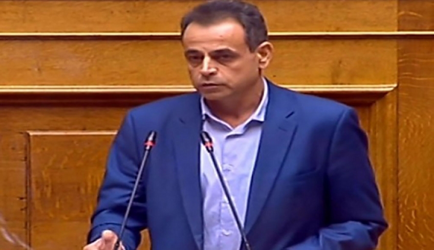 Ν. Σαντορινιός: Στα όρια της οικονομικής ανέχειας βρίσκονται οι παραδοσιακοί μουσικοί των νησιών μας