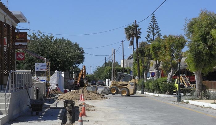 Η Αντιμάχεια αλλάζει. Ξεκίνησε το έργο της υπογείωσης των δικτύων της ΔΕΗ, ακολουθούν έργα ανάπλασης μέσα στο 2017