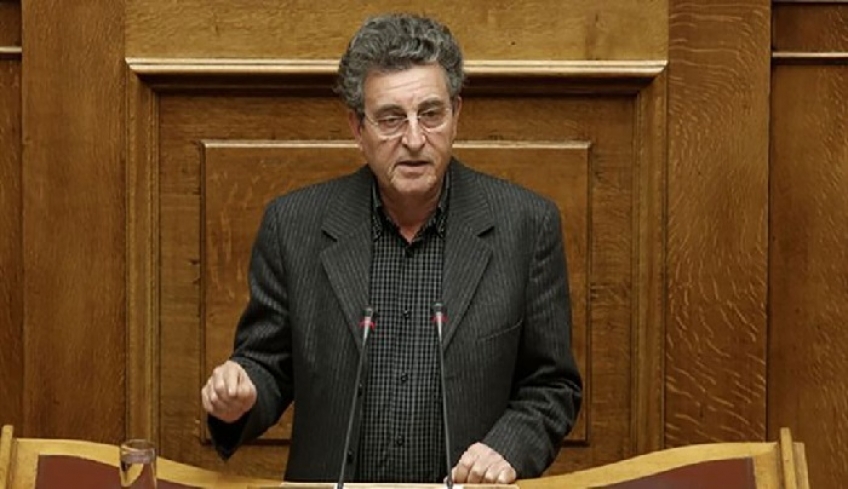 Αντιπαράθεση Καματερού-Μπακογιάννη στη Βουλή