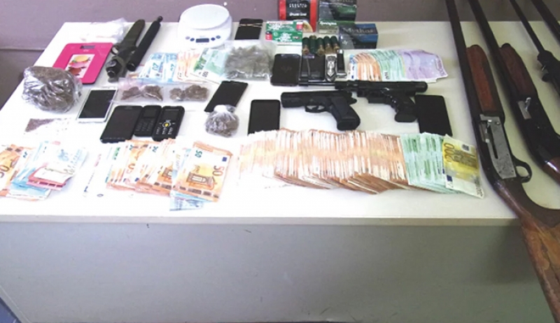 Παραπέμπονται σε δίκη 56 άτομα που εμπλέκονται στην υπόθεση «Web of Drugs»