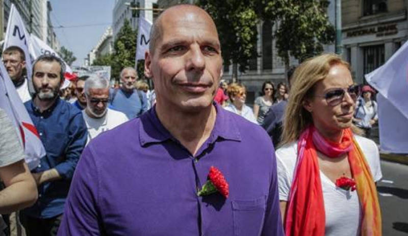 Spiegel: Αν ήταν εκρηκτικός μηχανισμός η Ελλάδα, η Ιταλία είναι πυρηνική βόμβα
