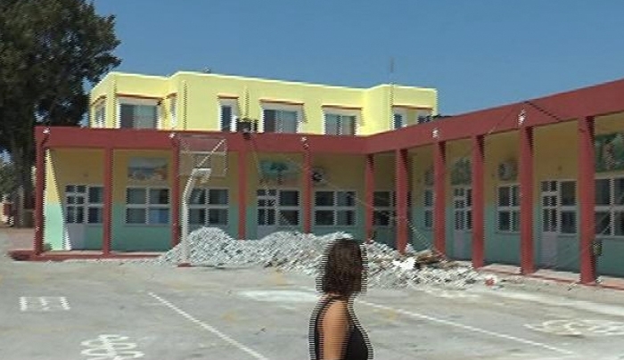 ΠΡΟΧΩΡΟΥΝ ΙΚΑΝΟΠΟΙΗΤΙΚΑ ΤΑ ΕΡΓΑ ΣΥΝΤΗΡΗΣΗΣ ΚΑΙ ΕΚΣΥΓΧΡΟΝΙΣΜΟΥ ΣΤΟ ΔΗΜΟΤΙΚΟ ΣΧΟΛΕΙΟΥ ΠΥΛΙΟΥ (ΒΙΝΤΕΟ)