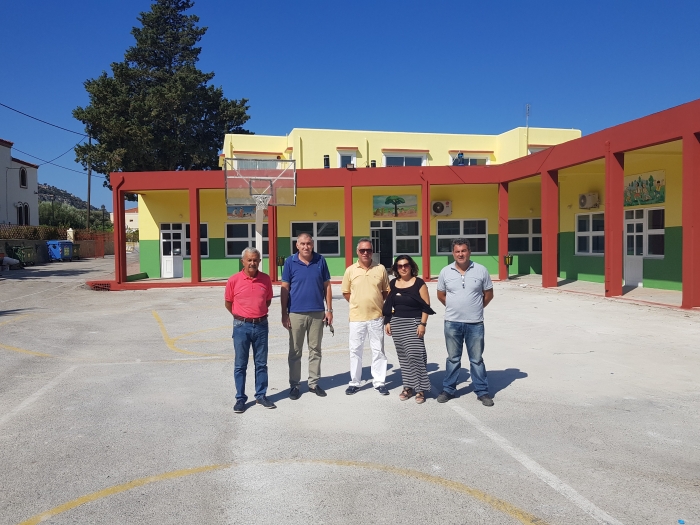 “Το Δημοτικό Σχολείο στο Πυλί άλλαξε όψη. Ολοκληρώνονται τα έργα ανακατασκευής και συντήρησης.”