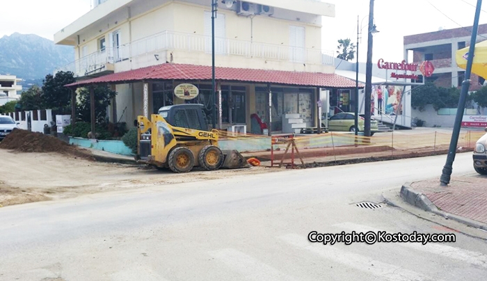 Εντοπίστηκαν "αρχαίοι" τάφοι στον επαρχιακό δρόμο Ζηπαρίου