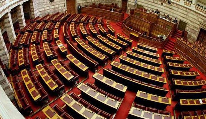 ΟΡΙΣΤΙΚΟ: ψήφιση του Ασφαλιστικού με συνοπτικές διαδικασίες μέσα στο Σαββατοκύριακο!