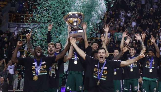 Κυπελλούχος Ελλάδας ο Παναθηναϊκός με… ηγέτη Σλούκα