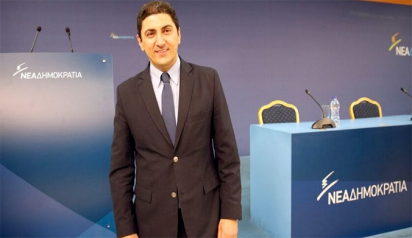 «Ο αθλητισμός είναι υγεία, είναι ζωή» ήταν το ηχηρό μήνυμα ενάντια στα ναρκωτικά που έστειλαν, παίζοντας μπάλα, οι Πρωταθλητές Ευρώπης 2004 με το «Ζήσε Αθλητικά»