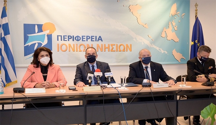 Έργα λιμενικών υποδομών και επενδύσεις στις θαλάσσιες συγκοινωνίες που ξεπερνούν τα 73 εκατ. ευρώ για το Ιόνιο ανακοίνωσε ο ΥΝΑΝΠ κ. Γιάννης Πλακιωτάκης