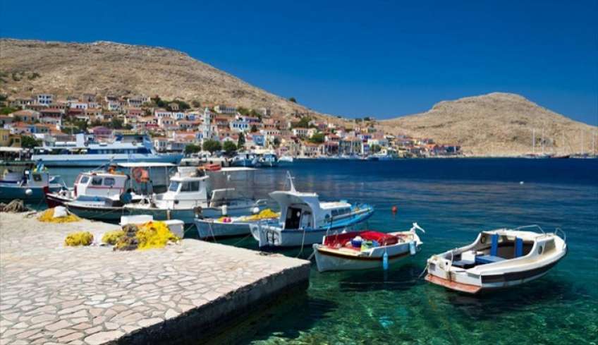 Στάλθηκε το μηχάνημα στην Χάλκη από τον πρωθυπουργό αλλά... παραμένει στην αποθήκη
