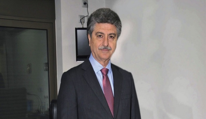 B. Xατζηγιακουμής: Θέλω να συμβάλω με όλες στην ανάκαμψη και ενίσχυση της Δημοκρατκής Παράταξης