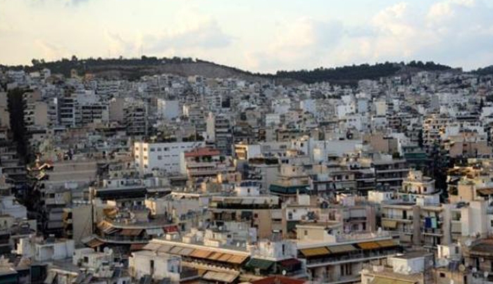 Παγώνει για δύο χρόνια ο φόρος υπεραξίας