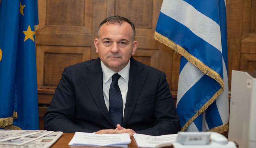 Γιάννης Παππάς: Παράδοση σχολικού εξοπλισμού σε σχολεία της Καλύμνου από την ΚΤΥΠ