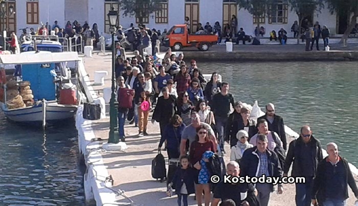 Αρκετοί προσκυνητές από Κω...στον Πανορμίτη Σύμης (φωτό)