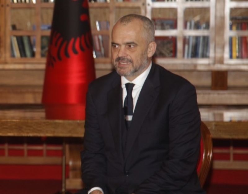 Θεσσαλονίκη: Συνεργάτης του Ράμα σε κύκλωμα μαφιόζων που διακινούσαν ναρκωτικά – Πολιτική βόμβα με ένταλμα σύλληψης