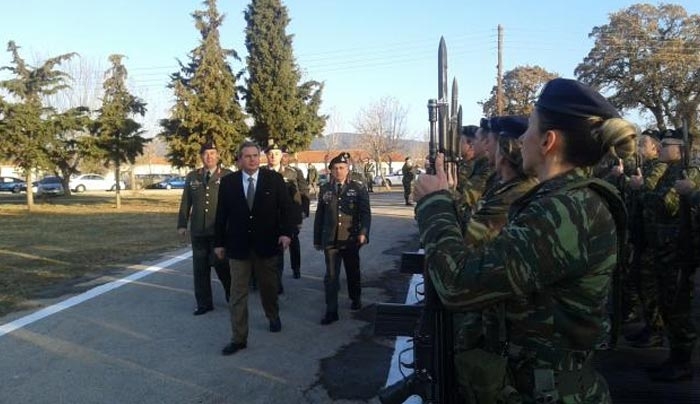 Πάνος Καμμένος στο Onalert: Χριστουγεννιάτικος "μποναμάς" για στρατιωτικούς και επίδομα παραμεθορίου! ΒΙΝΤΕΟ